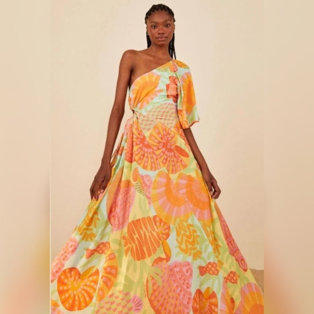 SOLD FARM Rio Seashell Maxi Dress size Medium New with Tags GORGEOUS!!!